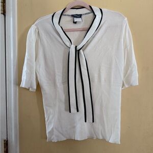 ModCloth Bow Thyself Tie Neck sweater top, women’s large